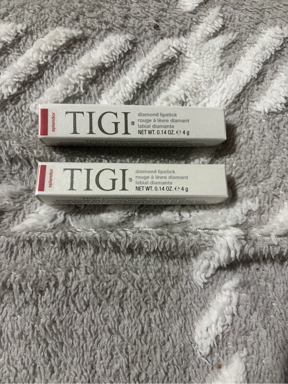 TIGI Lipstick Splendor in Deep Red